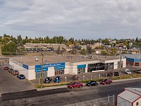 4405/4415 1 St SE 
